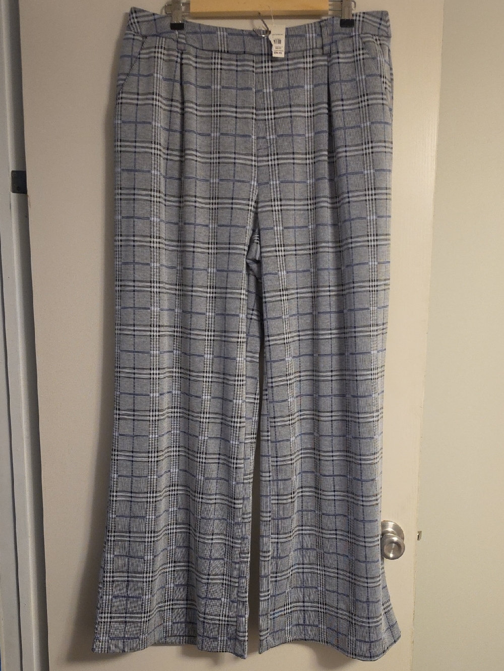 Cato Women's Gray and Blue Plaid Trousers